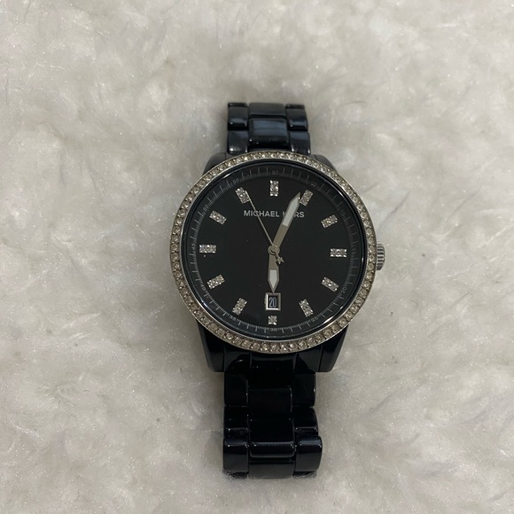 Black Michael Kors Watch - Picture 2 of 6